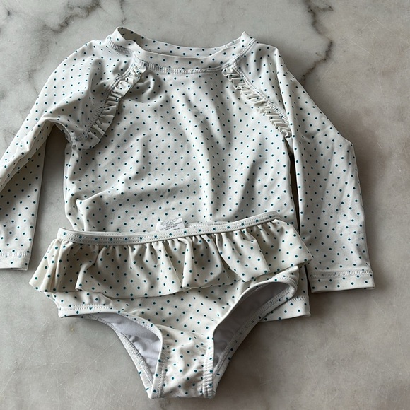 GAP Baby rashguard 2 Swimsuit StartingOut Bundle 12/18 months Floral Polka Print - Picture 8 of 8